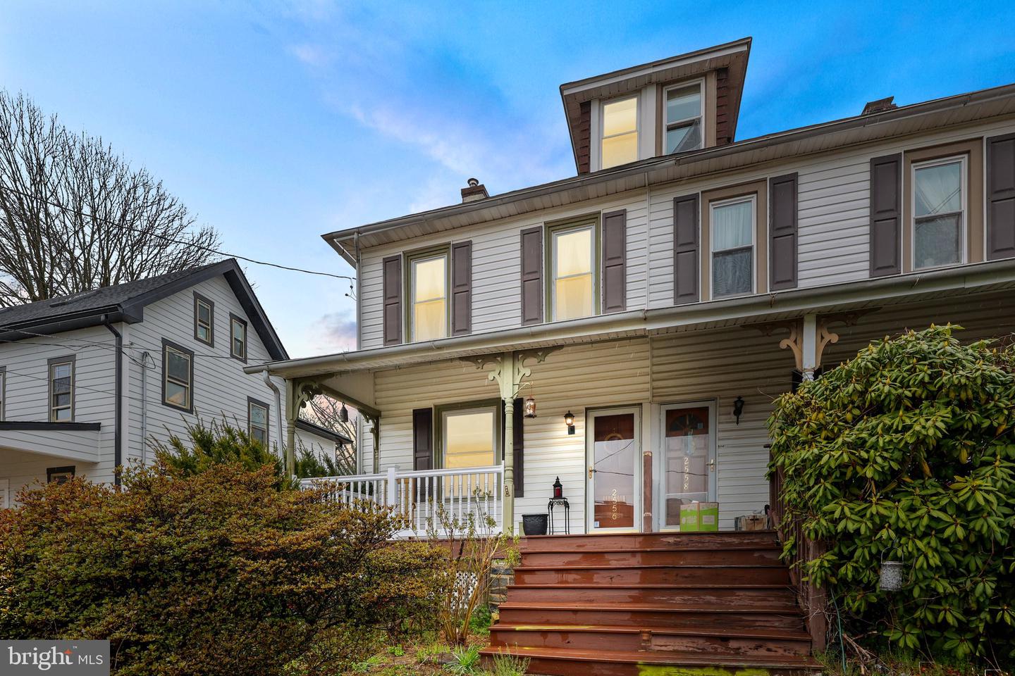 2556 Murray Avenue, Huntingdon Valley