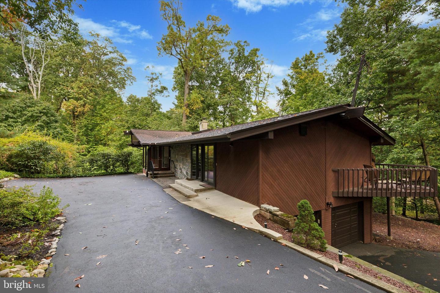 2250 Country Club Drive, Huntingdon Valley