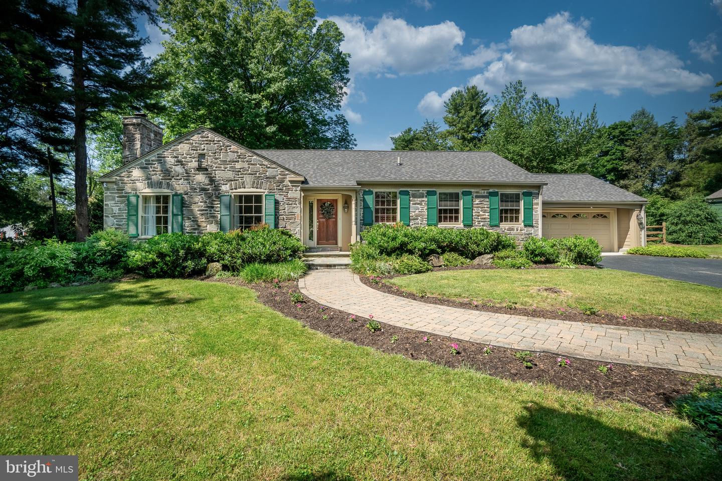 328 Conshohocken State, Penn Valley