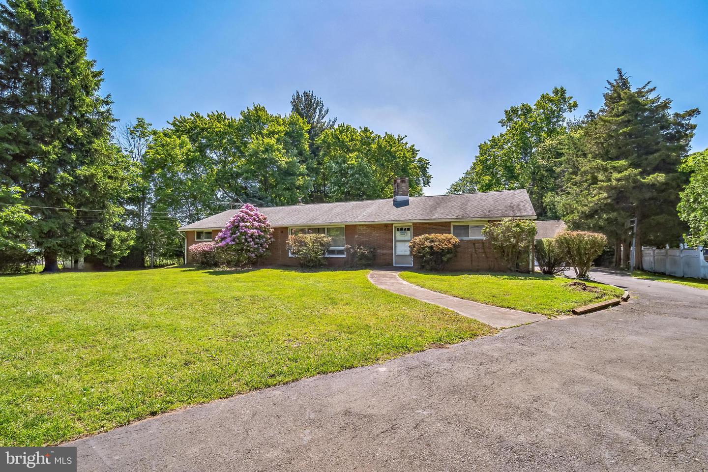 3 Meetinghouse Road, Hatboro