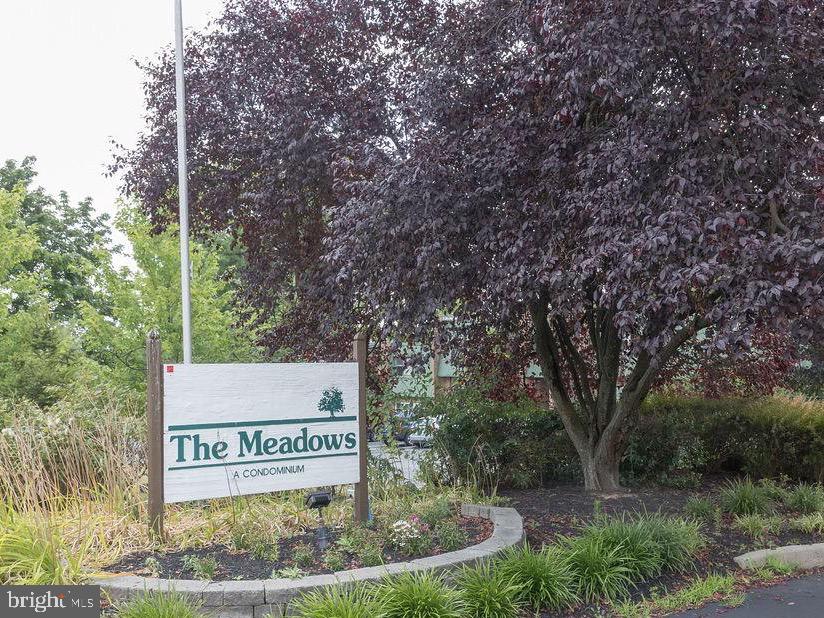 104 Meadowview Lane #104, Mont Clare
