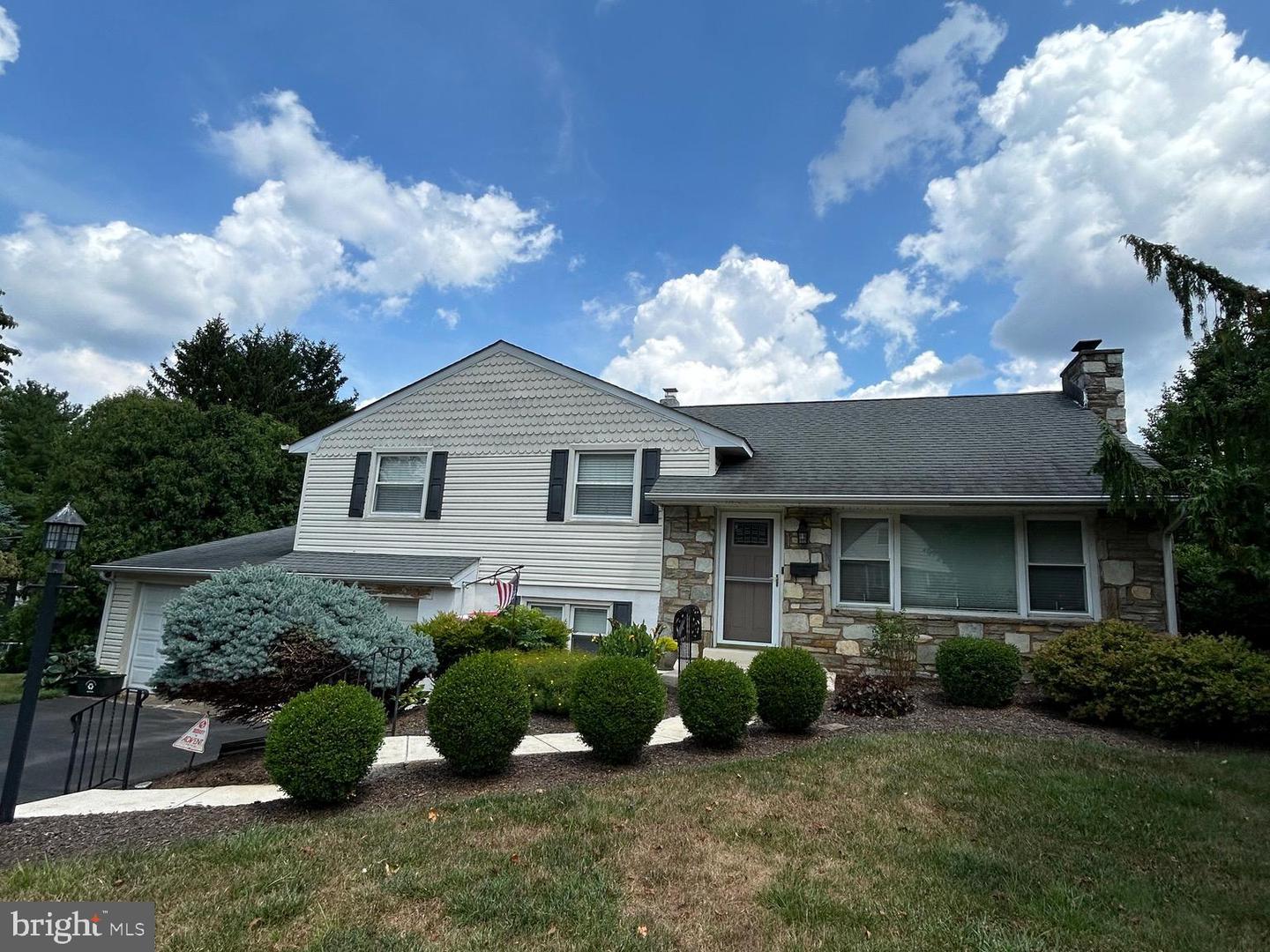 316 Mill Road, Oreland