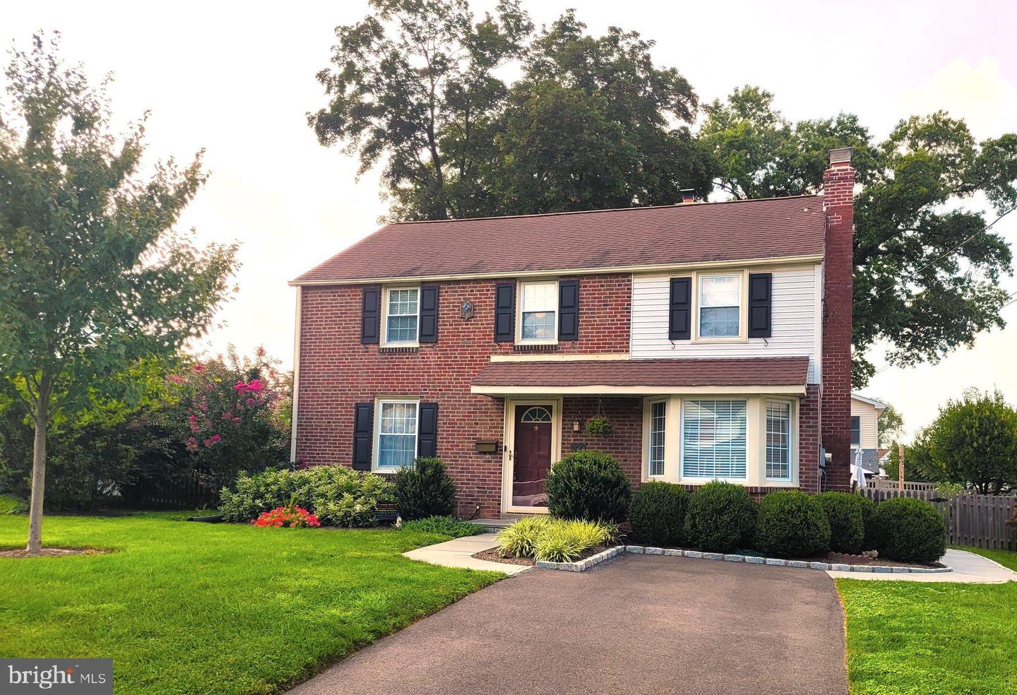 626 Roseland Avenue, Jenkintown