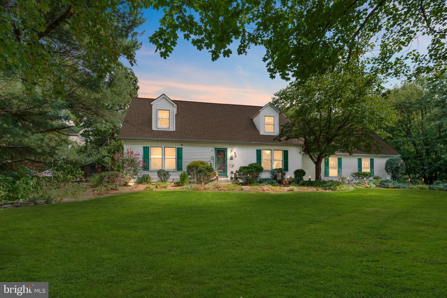 1235 3rd Avenue, Gilbertsville
