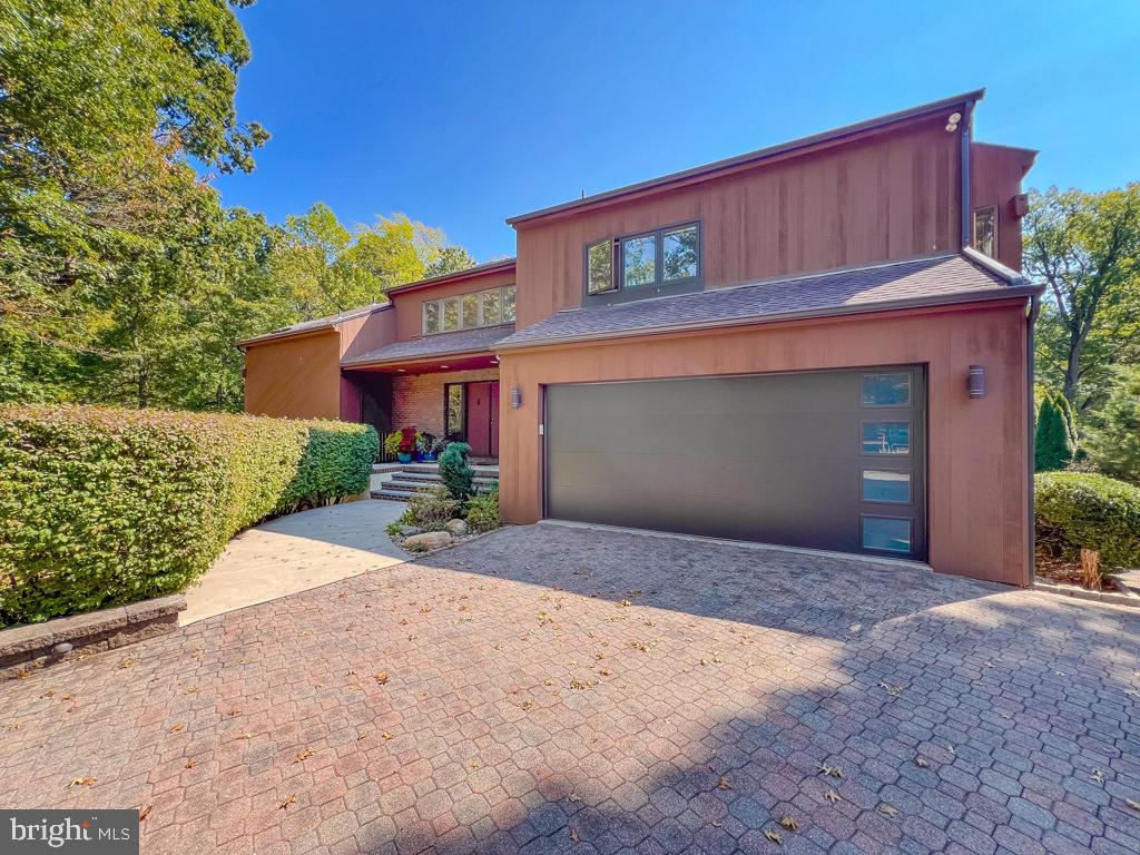 108 Old Oak Tree Road, Lansdale