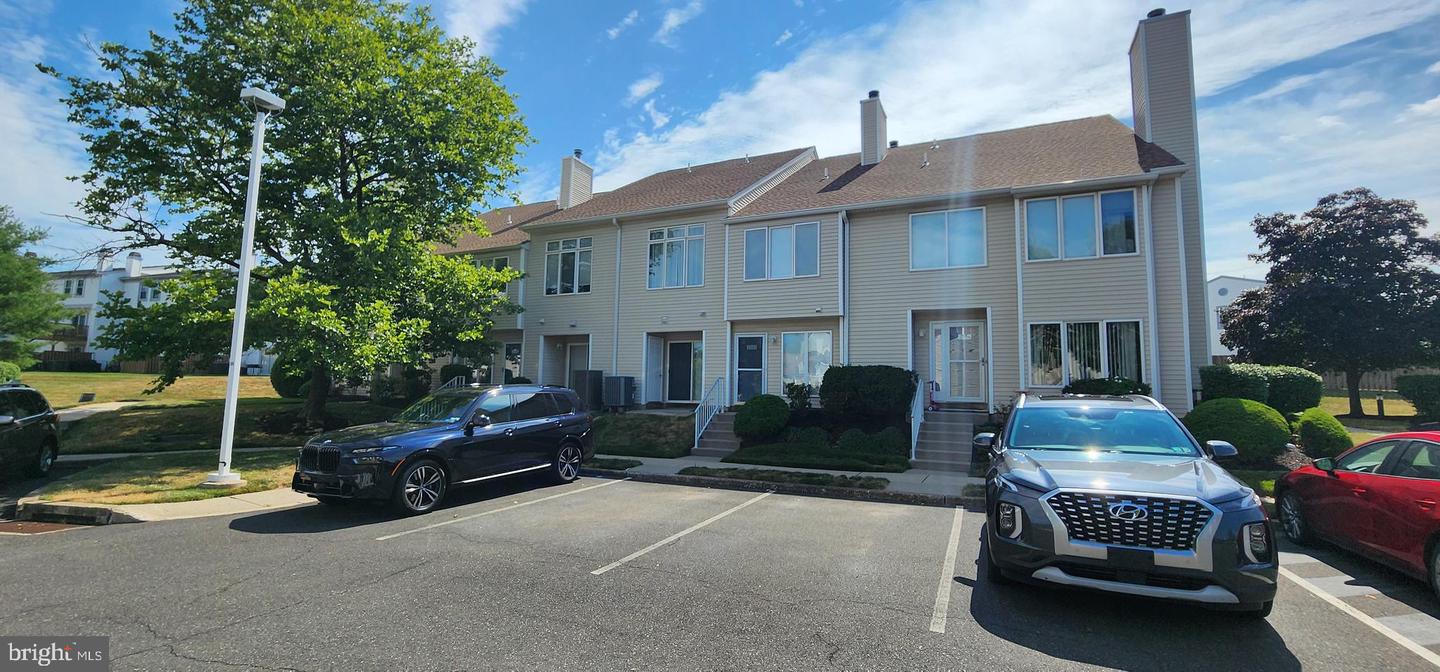 3203 Hemmingway Drive, North Wales