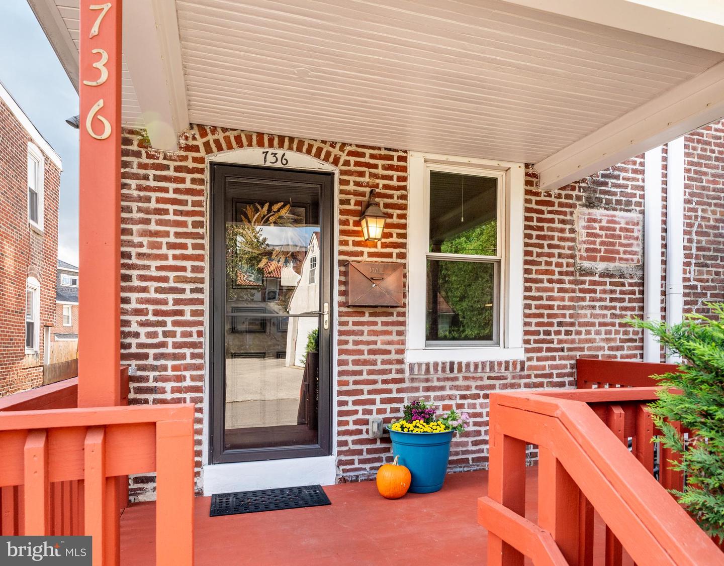 736 W Railroad Avenue, Bryn Mawr