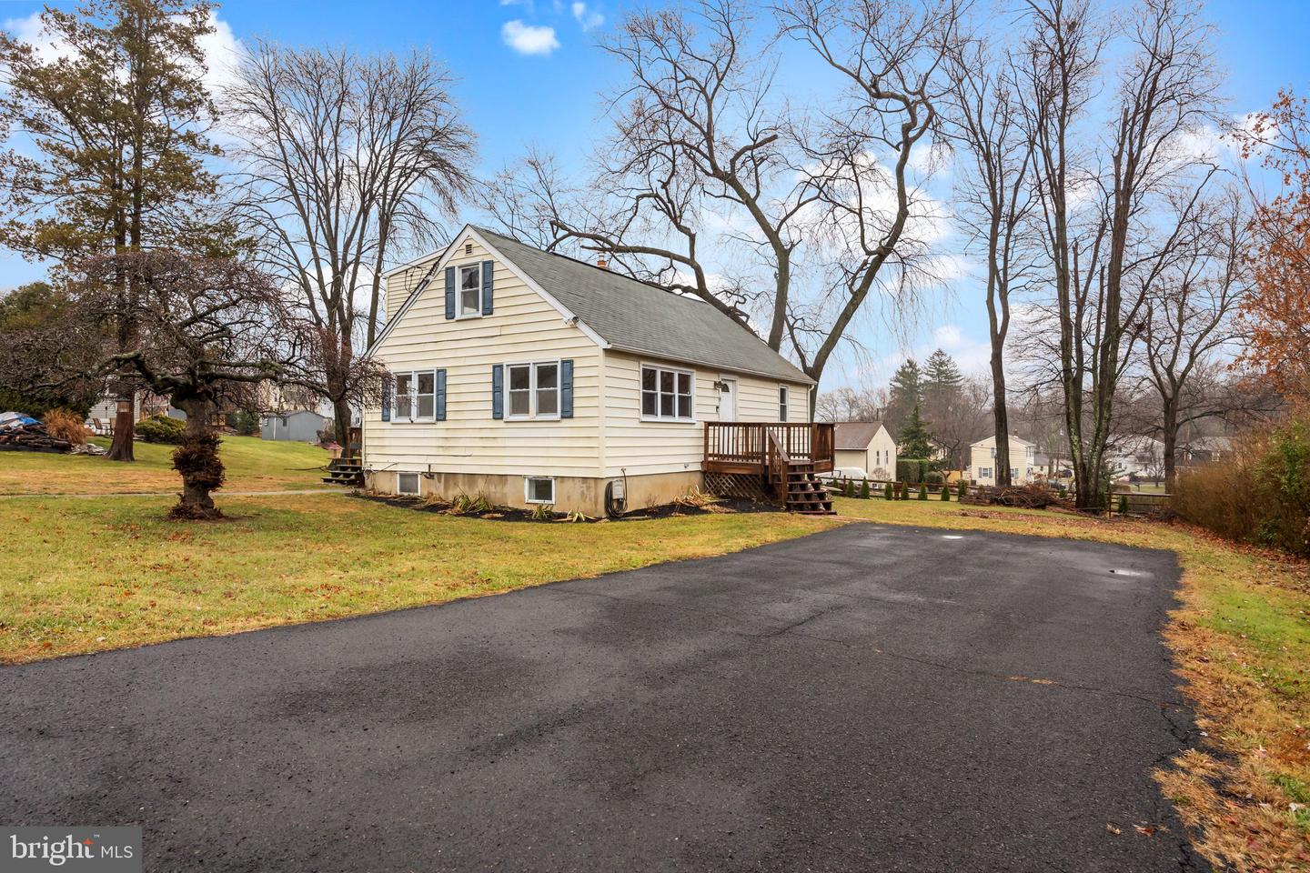 421 Avenue C, Horsham