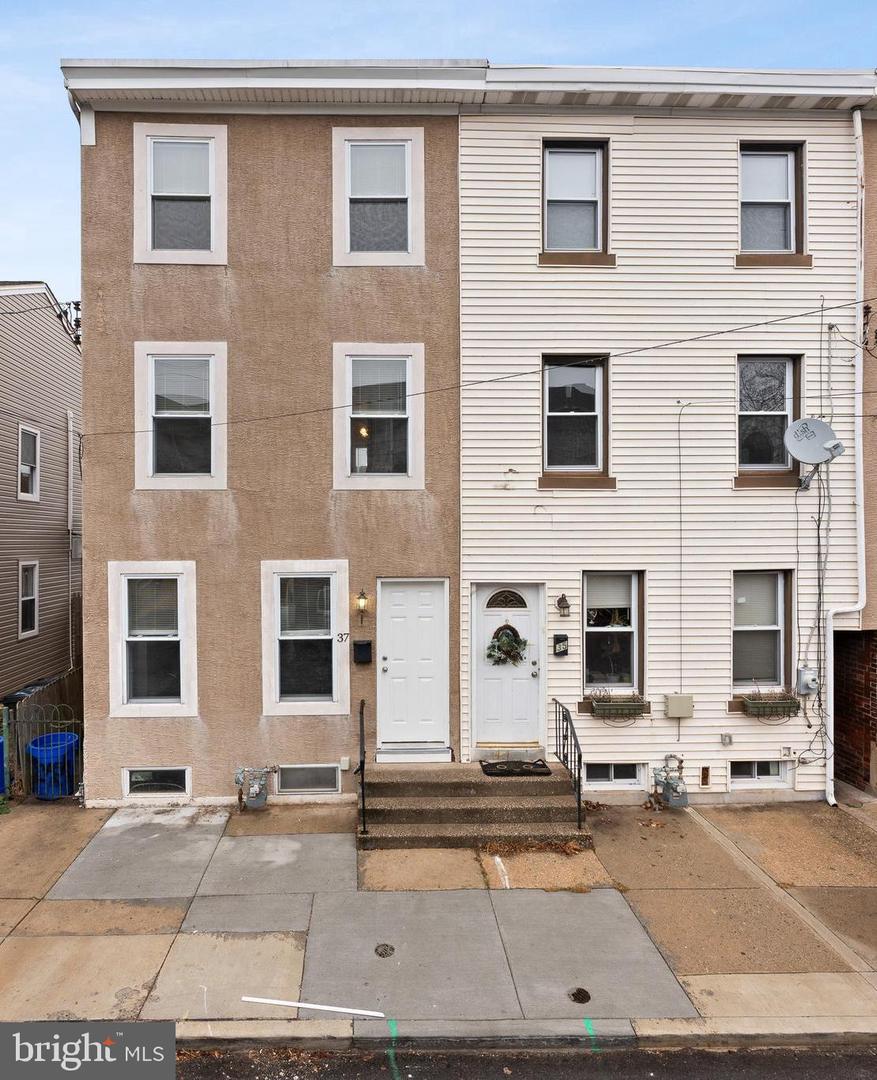 37 2nd Street, Bridgeport