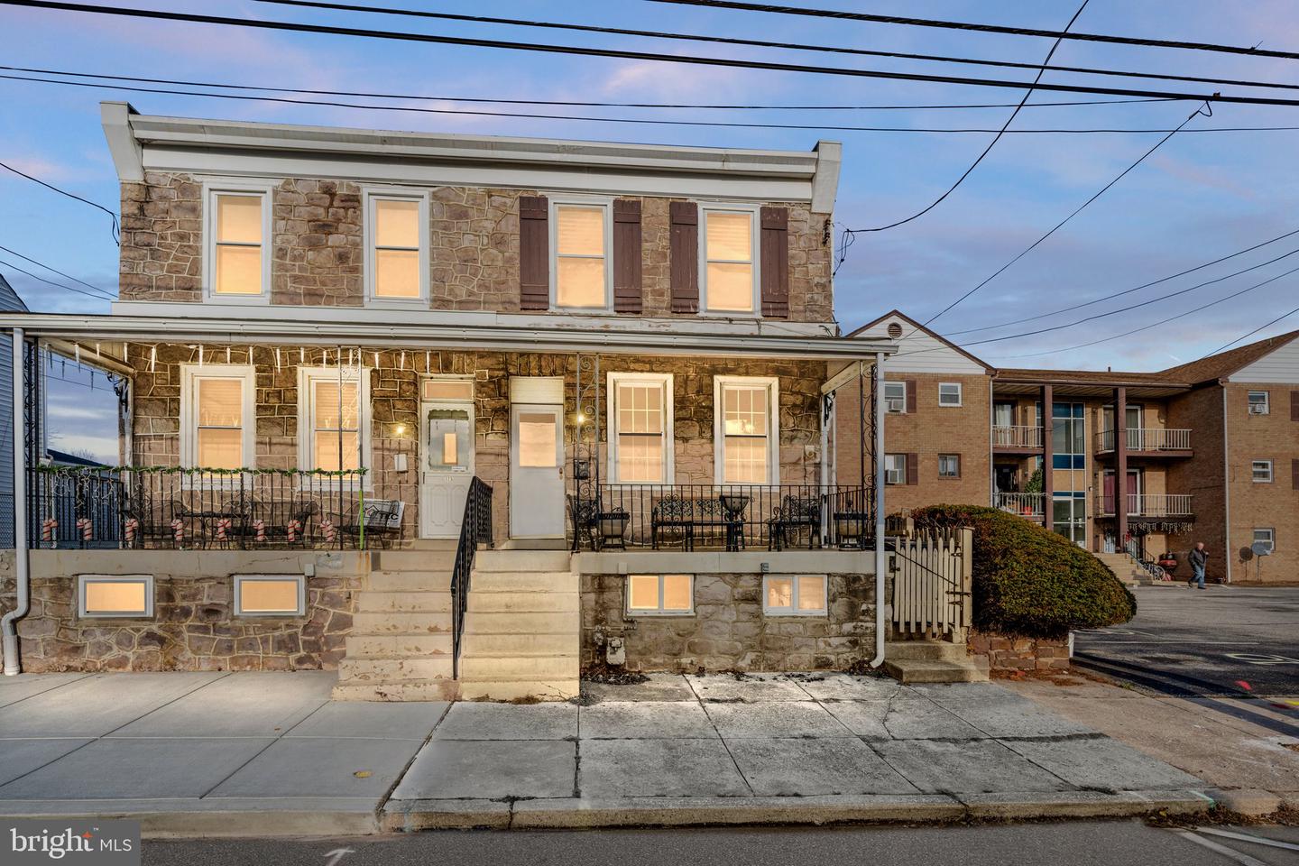 323 Prospect Street, Bridgeport