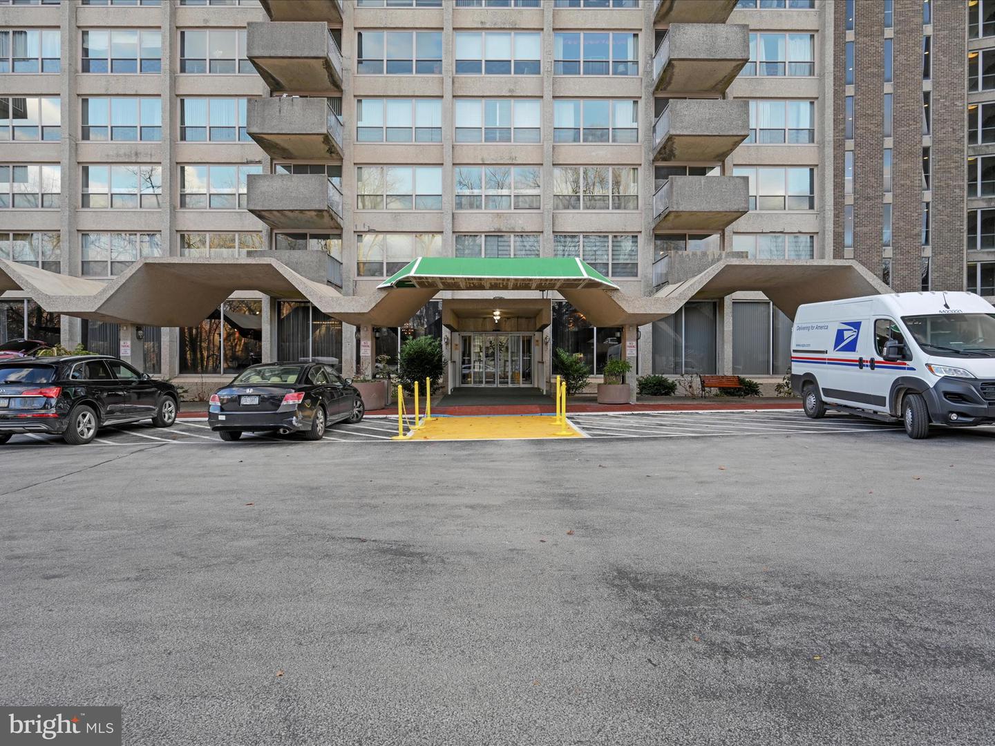 1001 City Avenue #E-622, Wynnewood