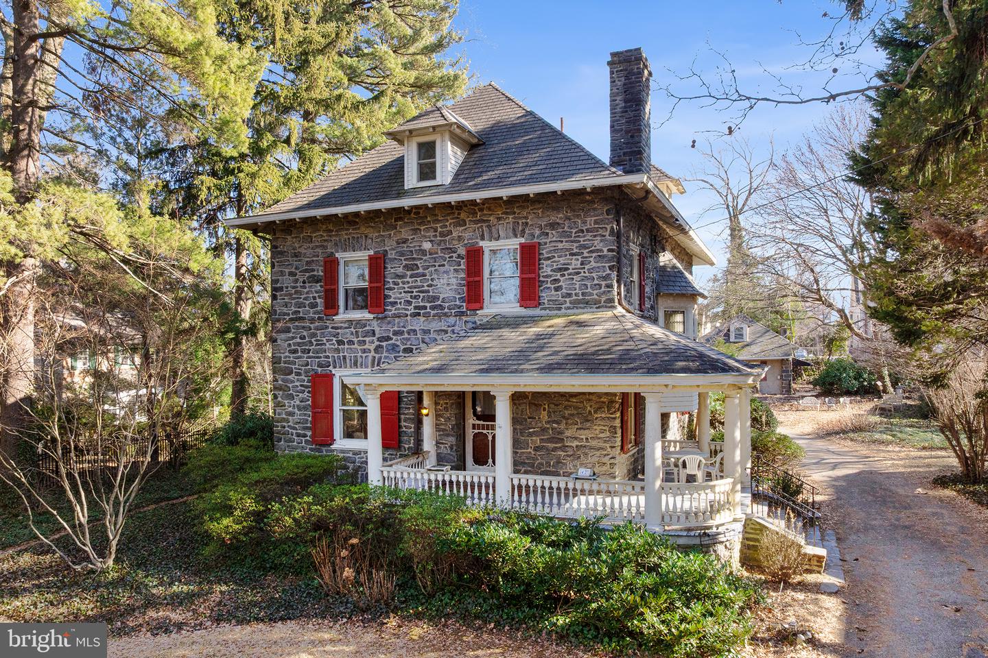 42 Llanberris Road, Bala Cynwyd