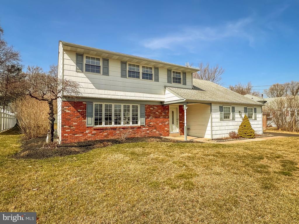 18 Maurice Lane, Hatboro