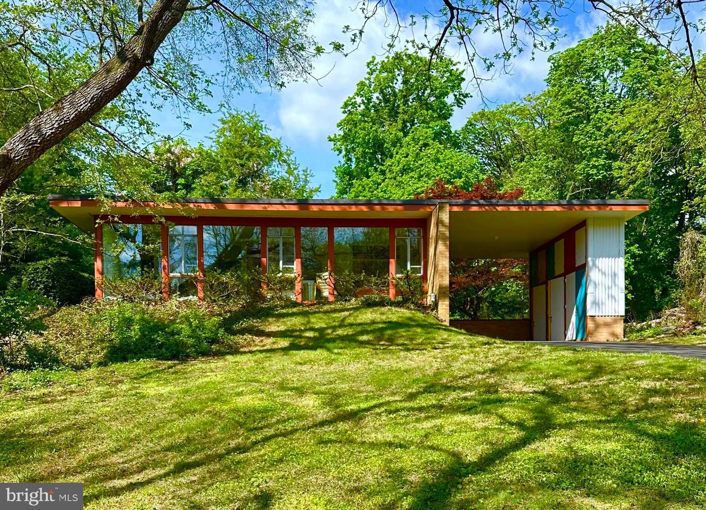 1026 Serpentine Lane, Wyncote