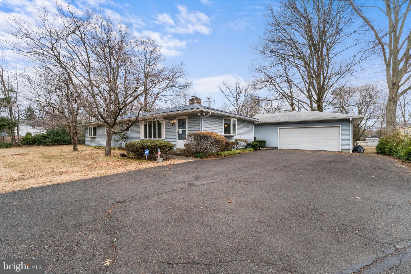 527 Norristown Road, Horsham