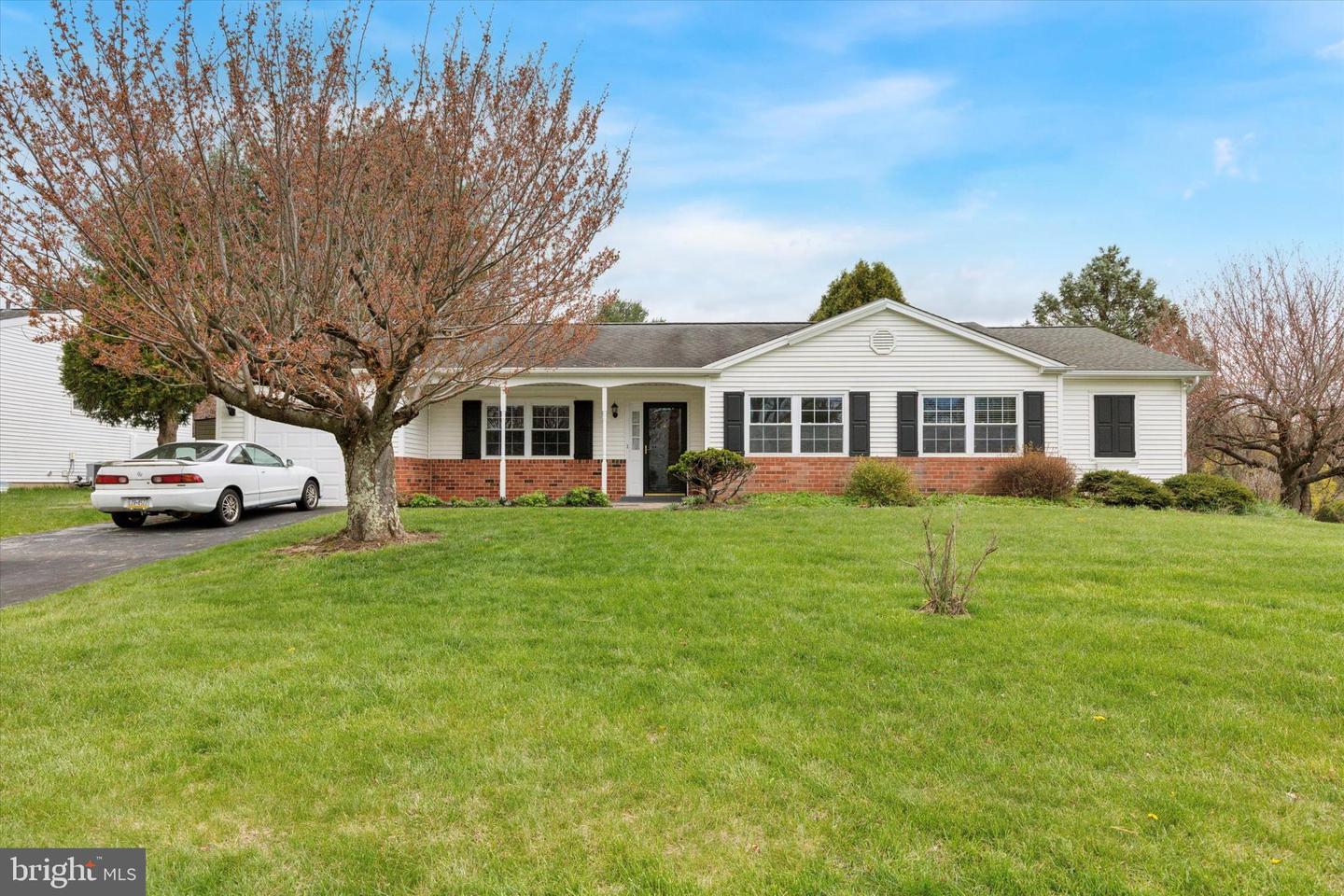 1150 Hereford Drive, Blue Bell