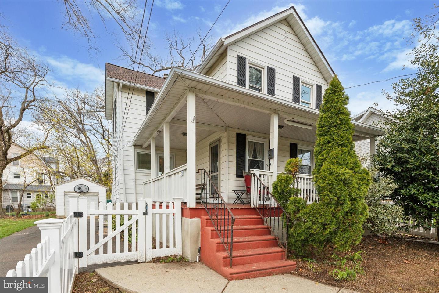 326 Maple Avenue, Glenside