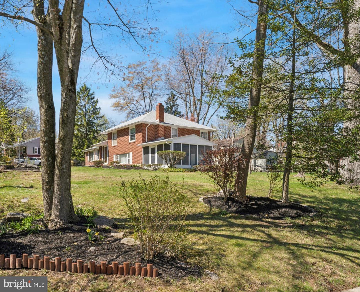 2340 Edgehill Road, Huntingdon Valley