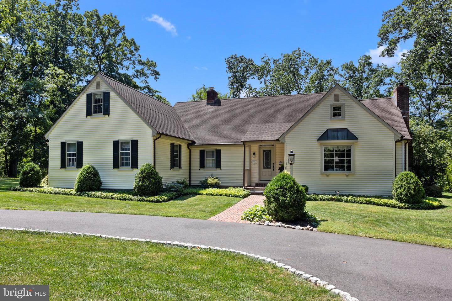 2230 Huntingdon Road, Huntingdon Valley