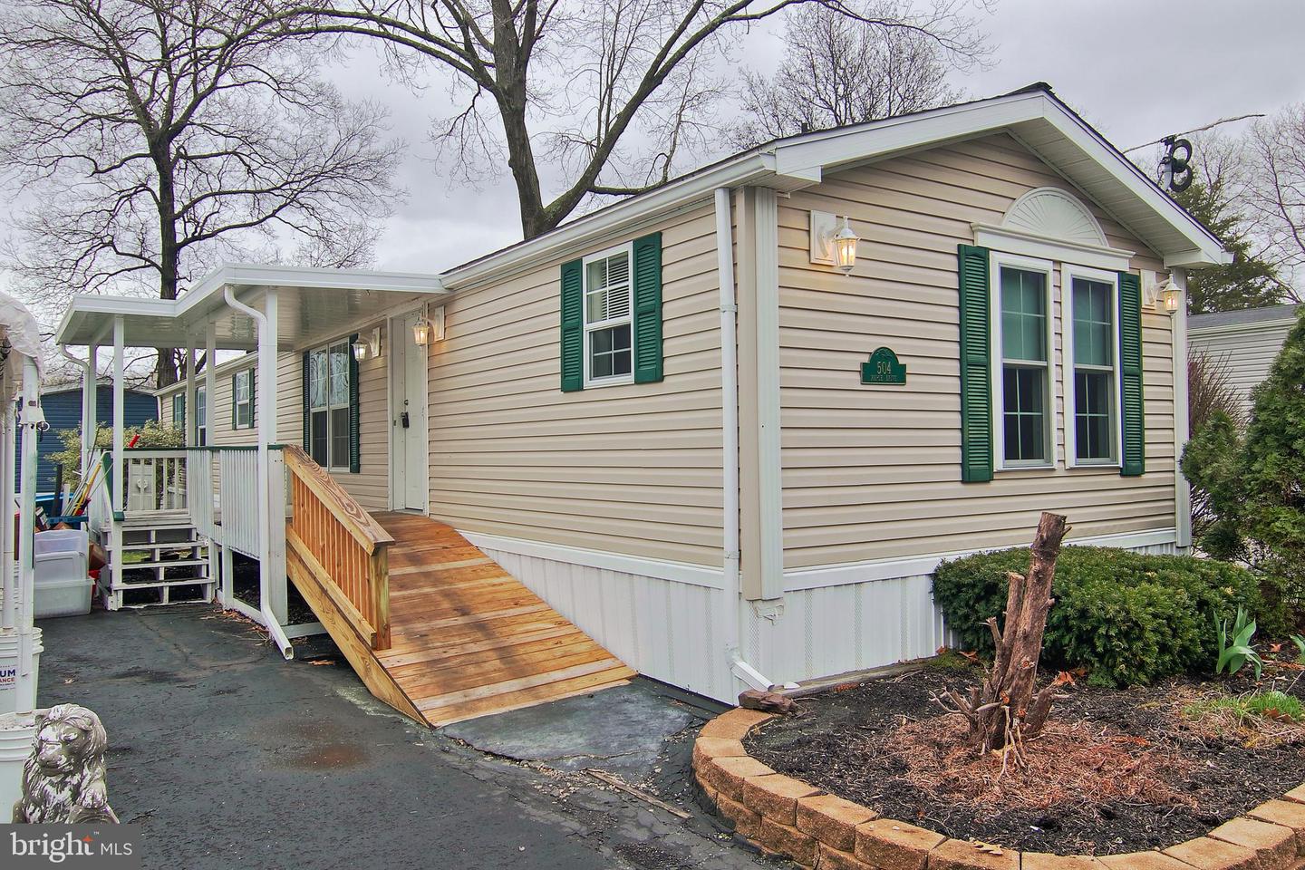 504 Maple Drive, Green Lane