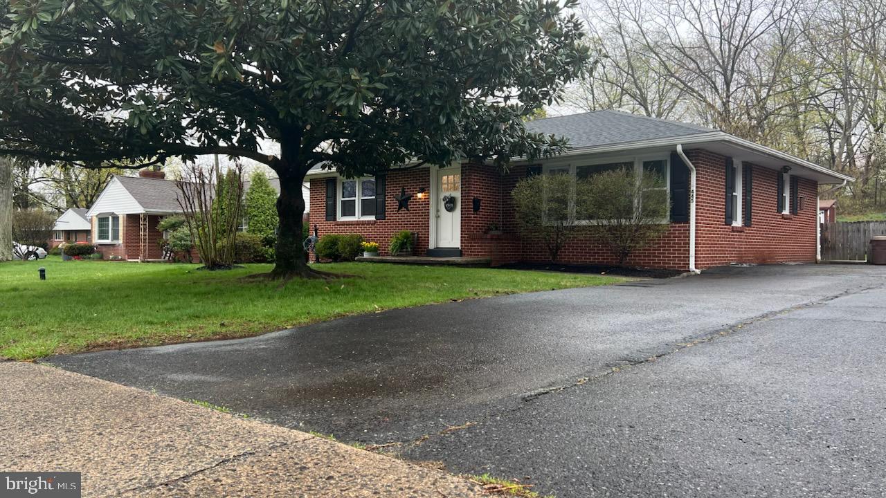 445 E Chestnut Street, Souderton
