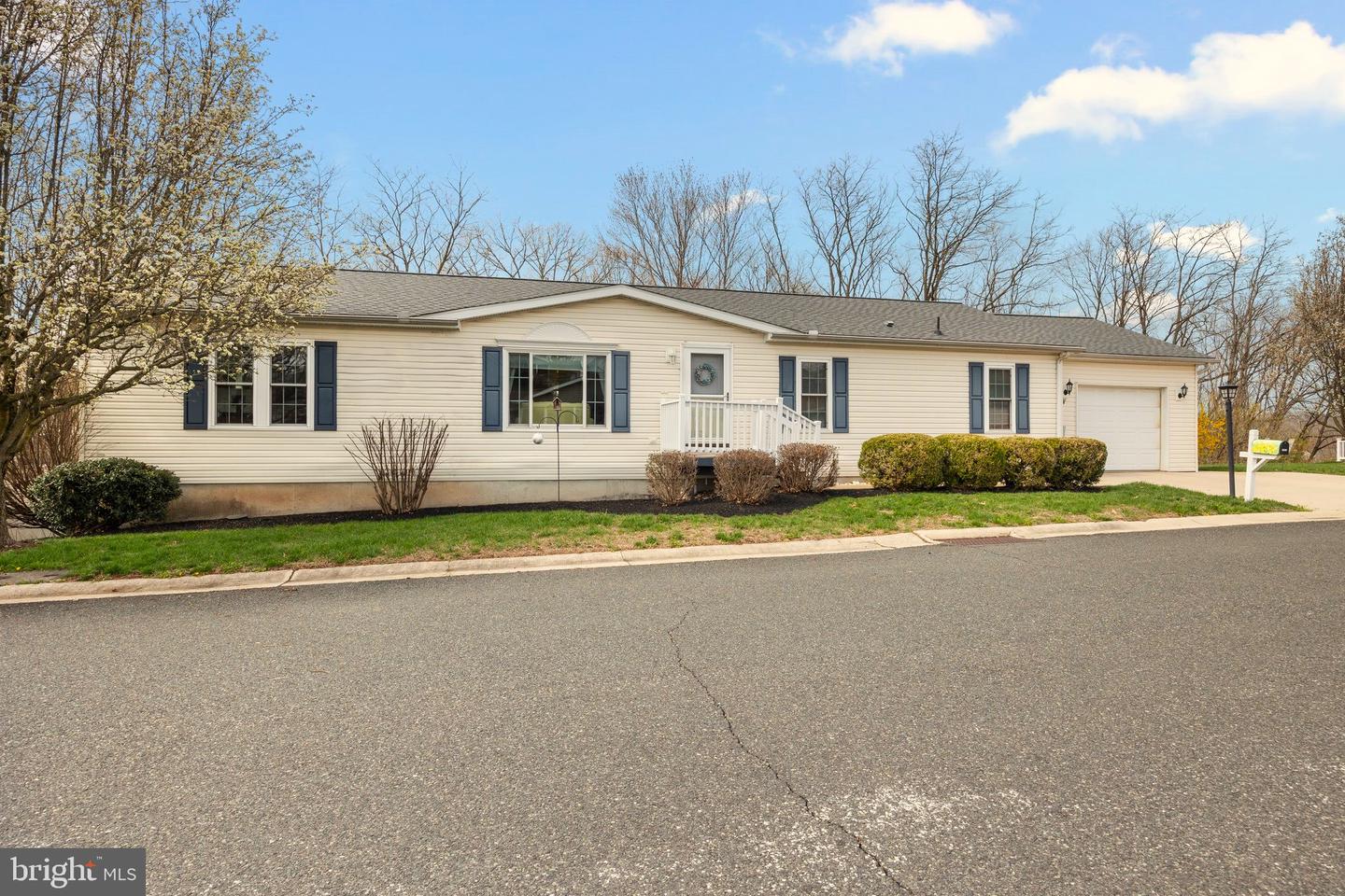1032 Scenic View Drive, Schwenksville