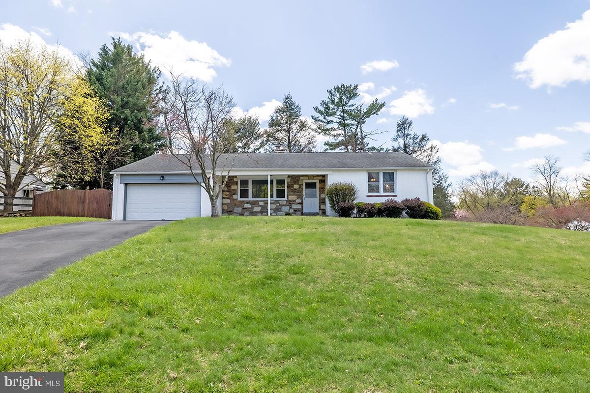 1450 Stephen Road, Meadowbrook
