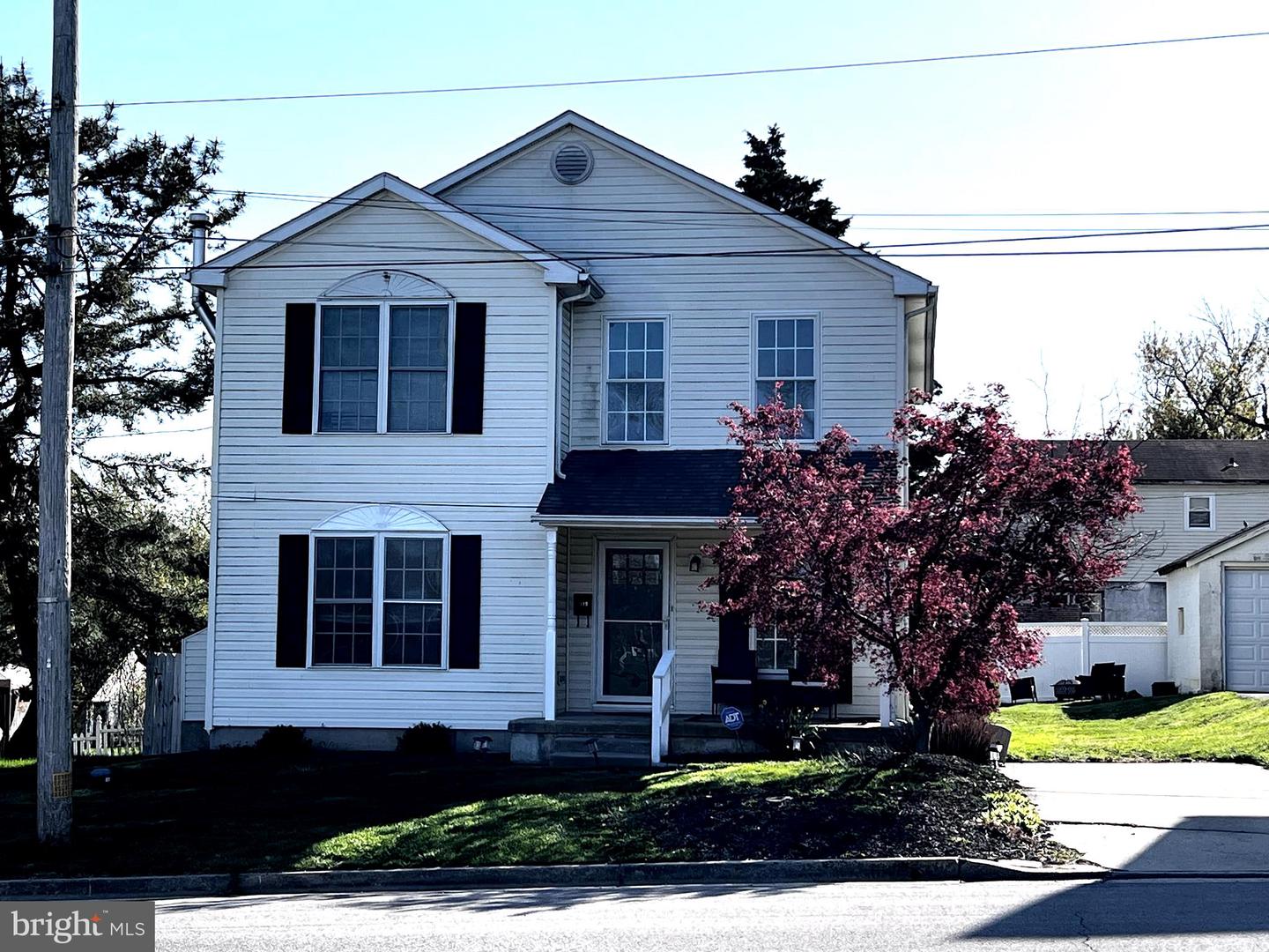 2610 Dumont Avenue, Glenside