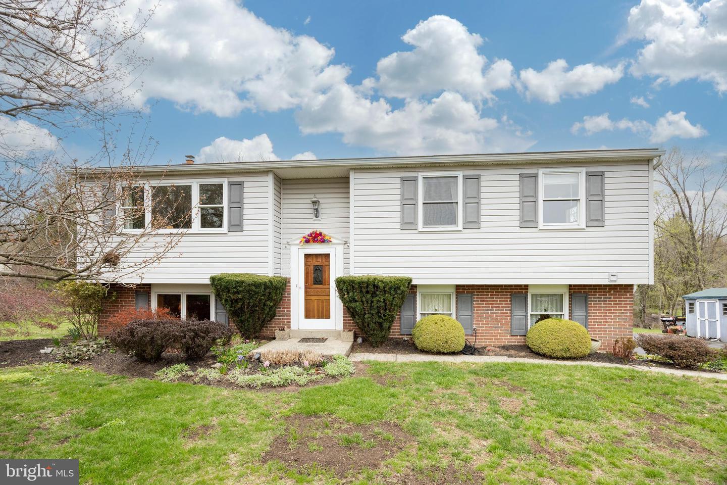961 Crest Road, Lansdale