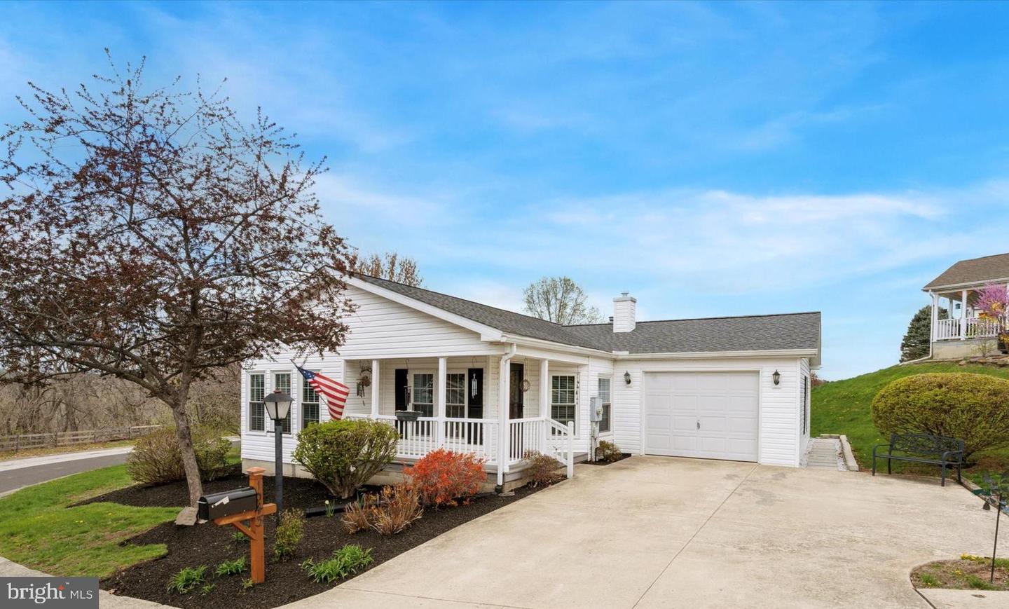 1043 Scenic View Drive, Schwenksville