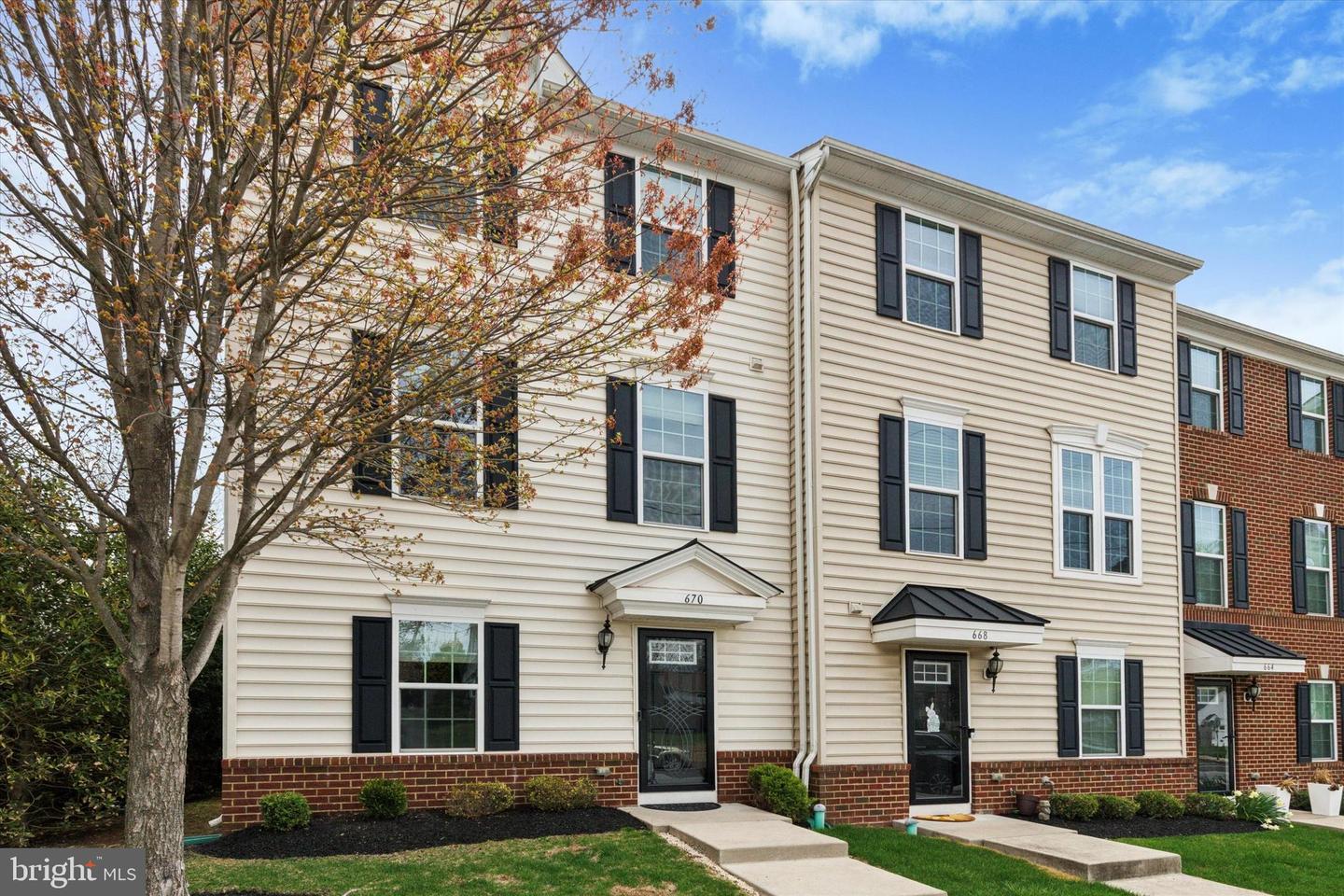 670 E Chestnut Street, Souderton