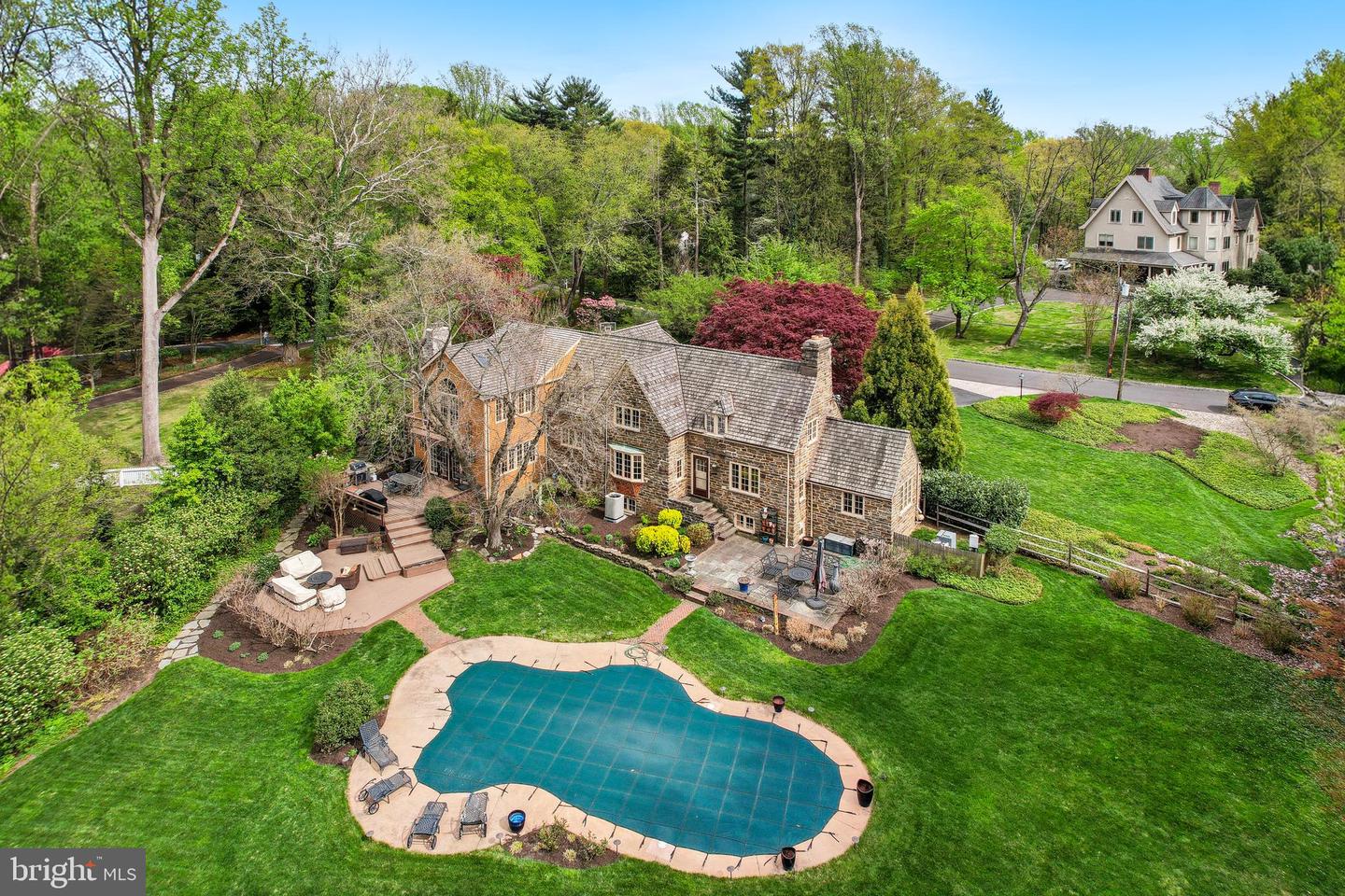 1536 Warner, Jenkintown