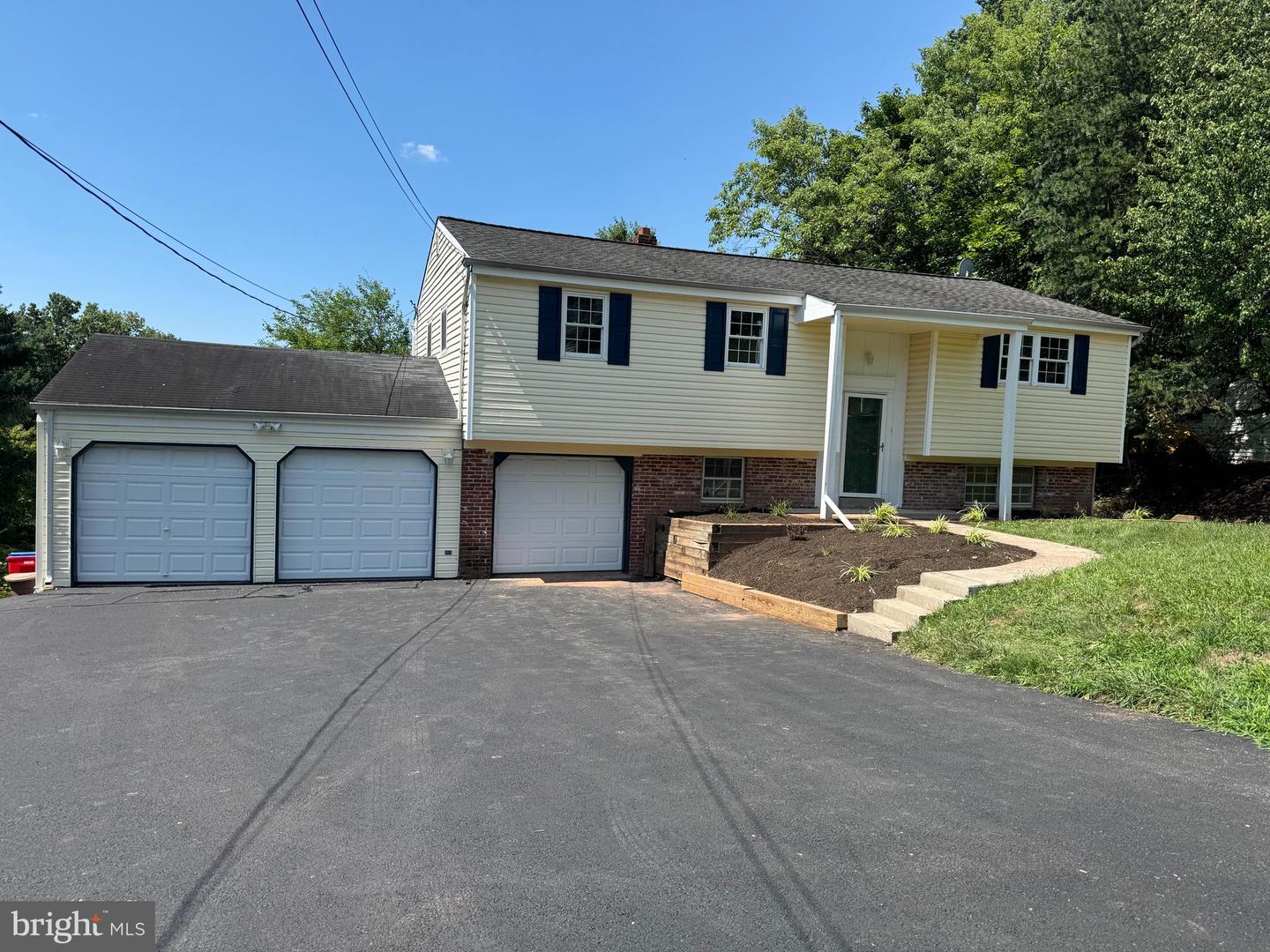 14 Featherbed Lane, Norristown