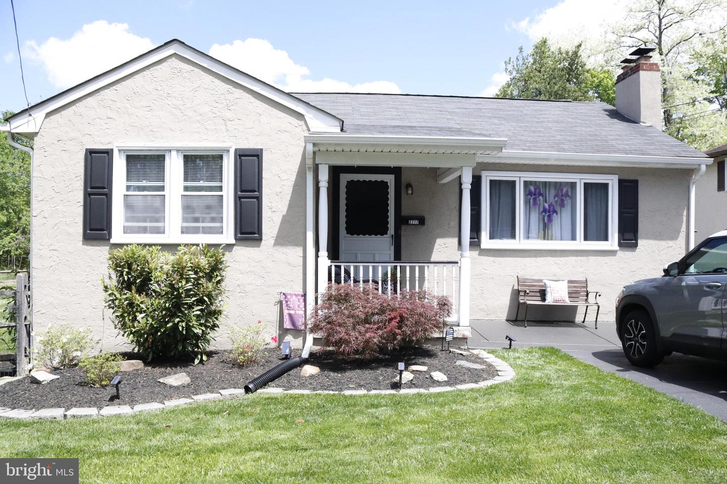 2777 Susquehanna Road, Abington