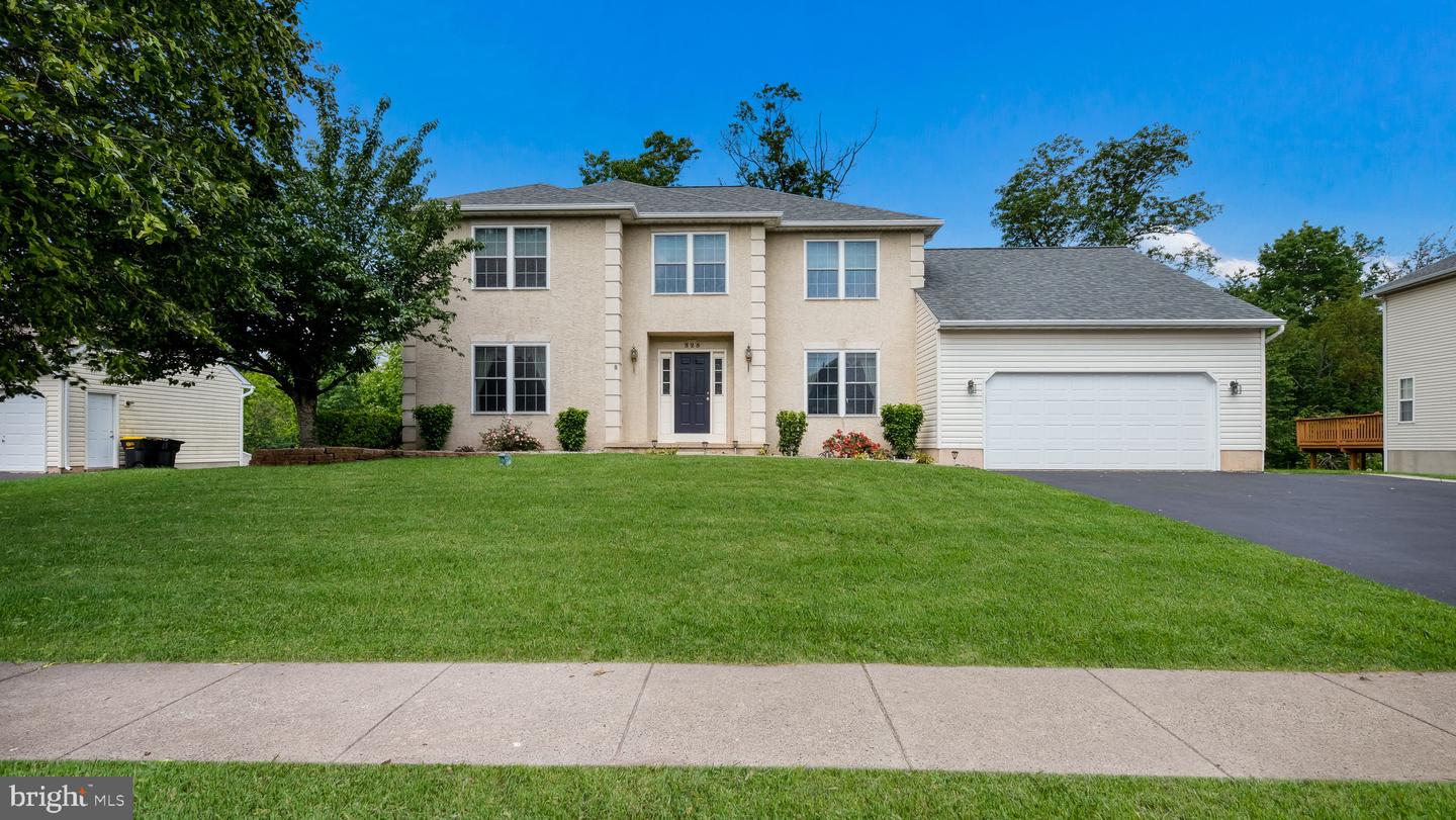 325 Vanderbilt Lane, Harleysville