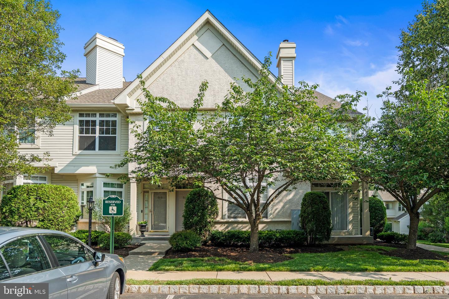 704 Dresher Woods Drive, Dresher