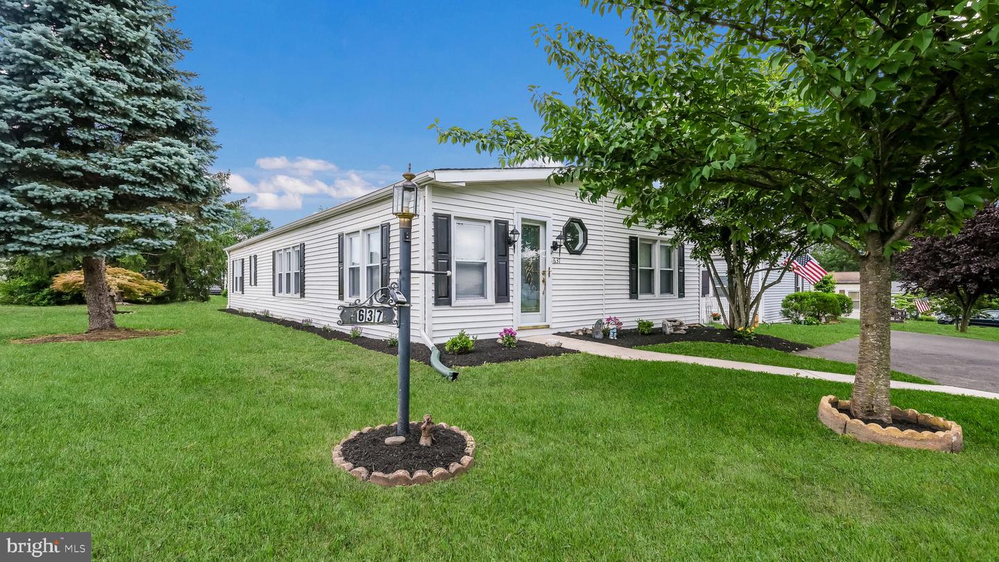 637 Laurel Court, North Wales
