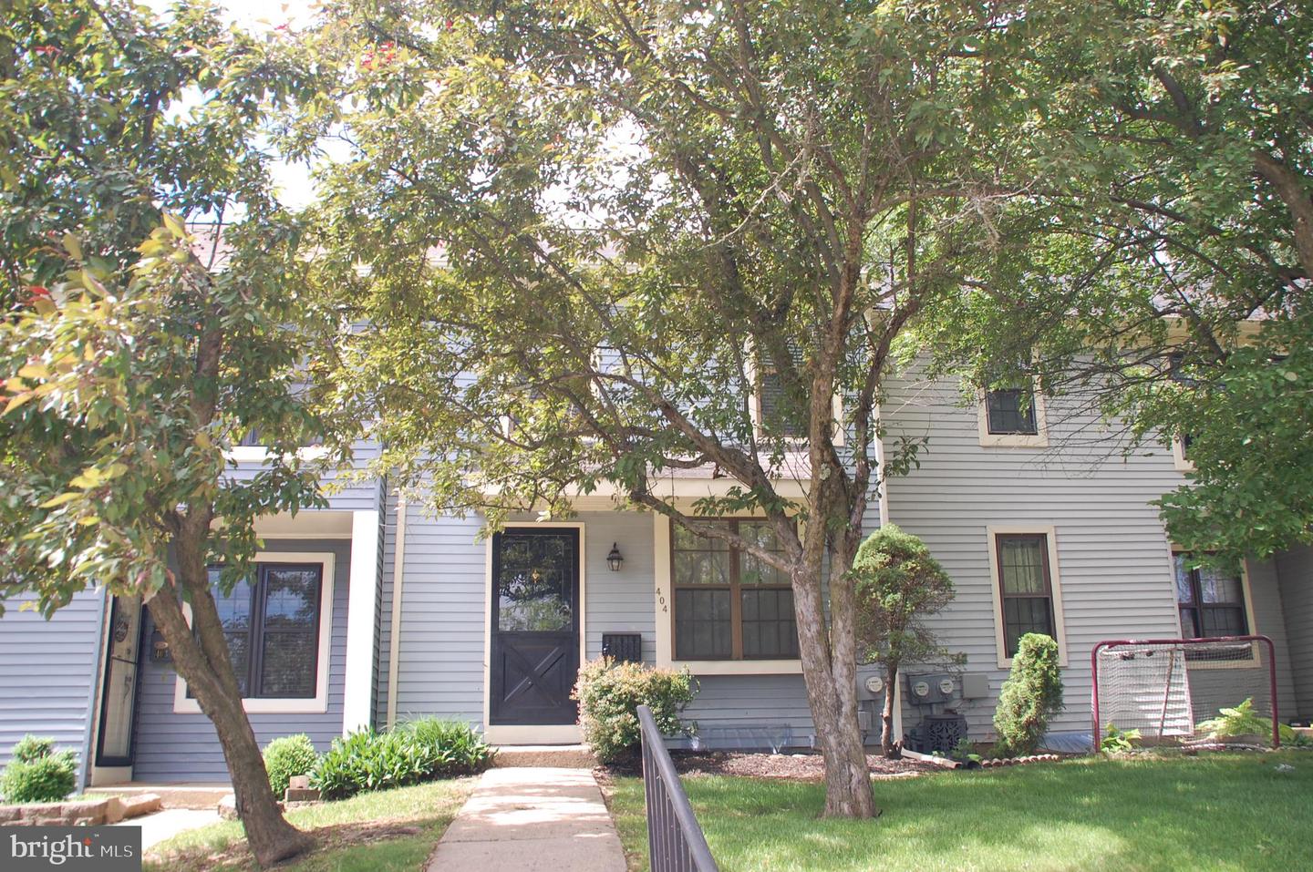 404 Franklin Court, North Wales