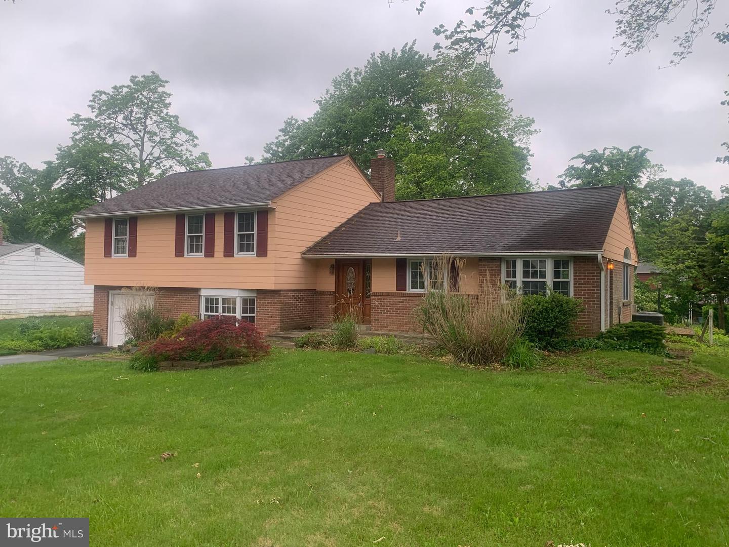 106 White Oak Road, North Wales