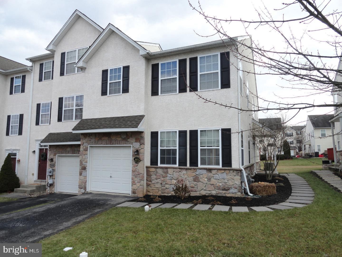 1664 Brynne Lane, Pottstown