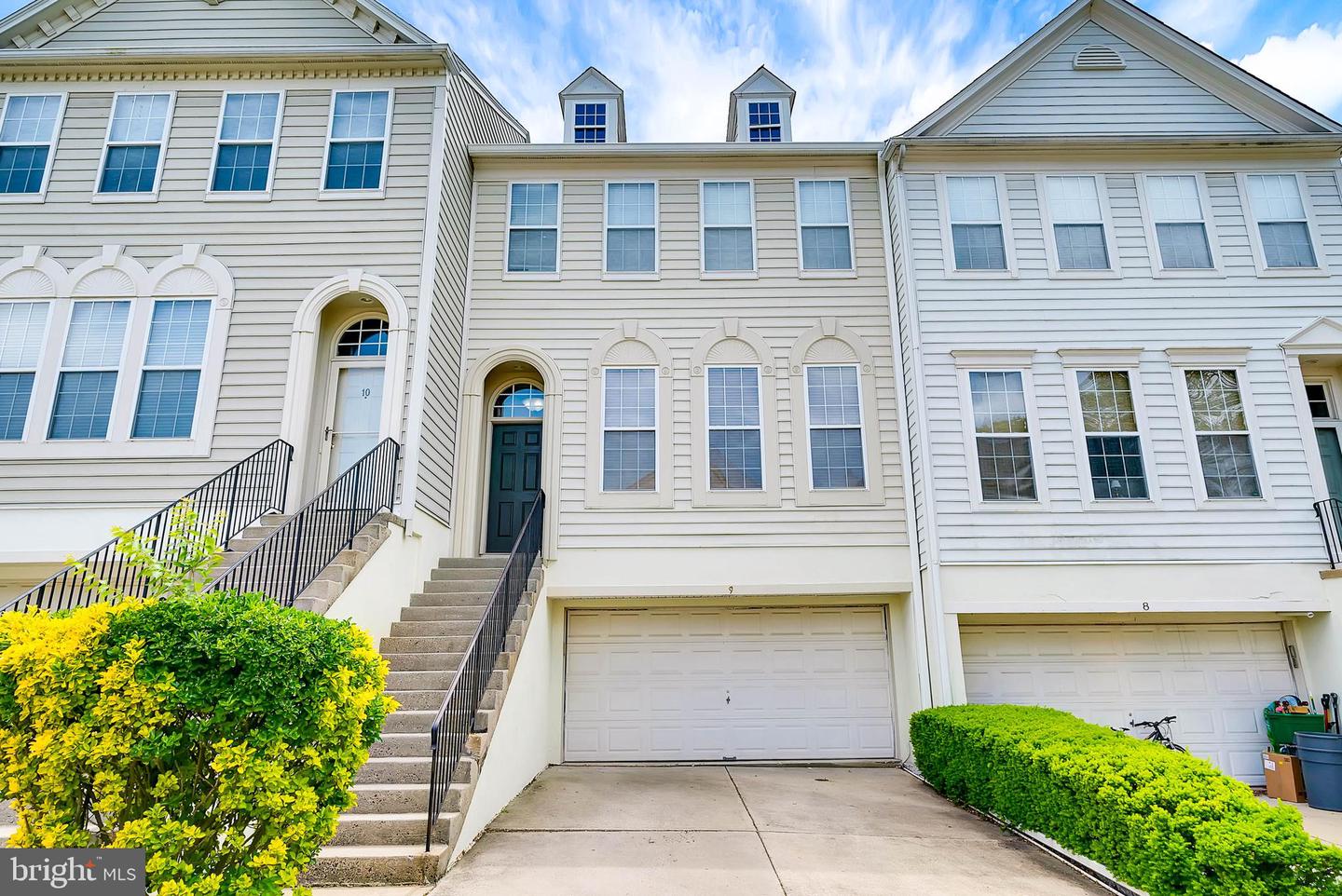 9 Cherry Court, Lafayette Hill