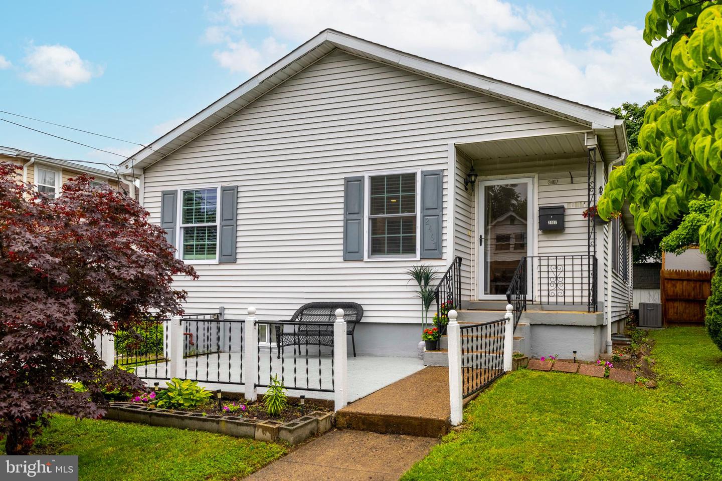 2467 Avondale Avenue, Abington