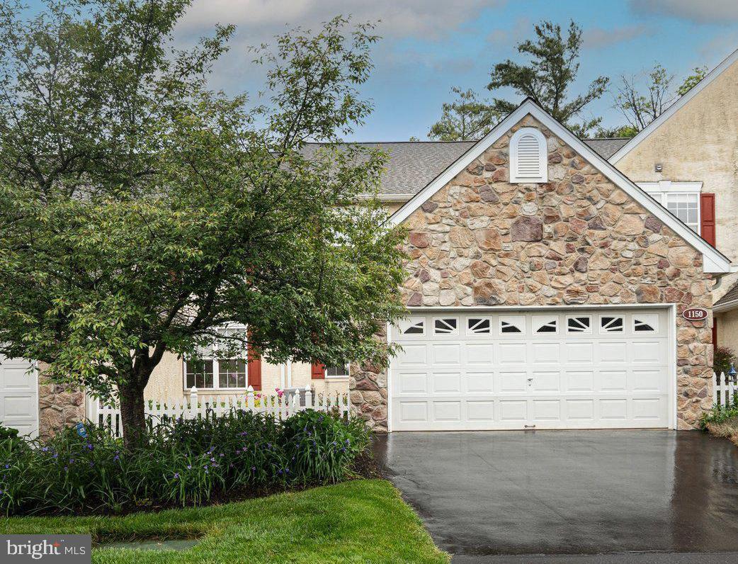 1150 Harrogate Way, Ambler