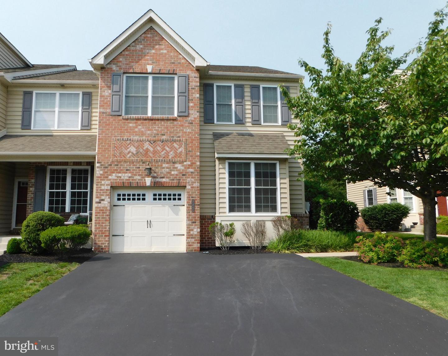 947 Dutch Drive, Norristown