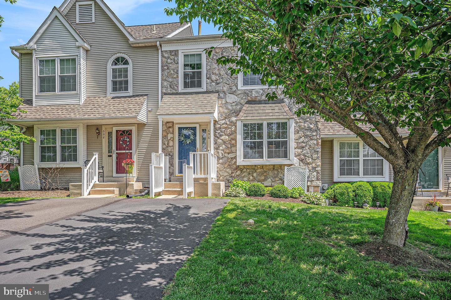 656 Longwood Road, Collegeville