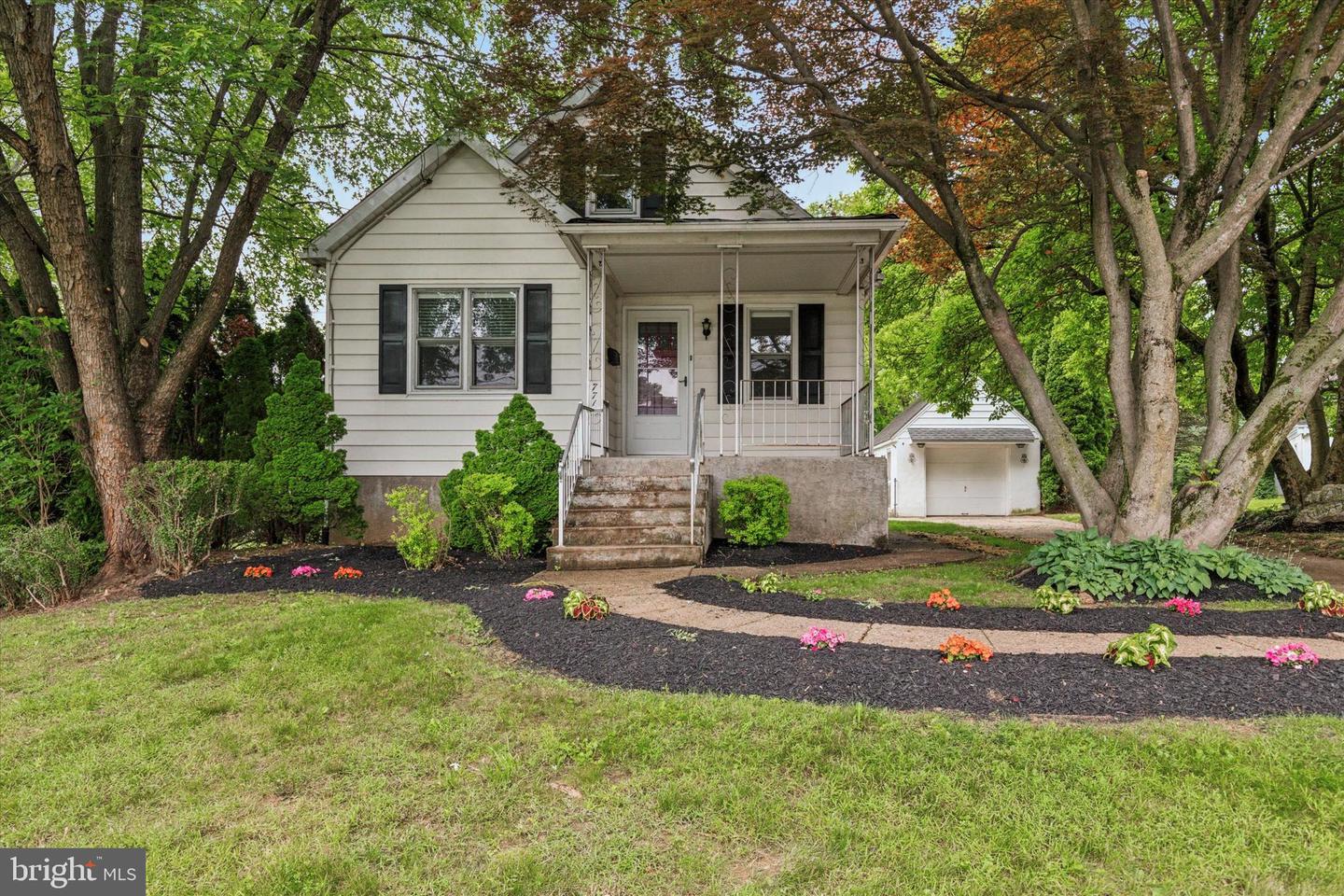 771 N Hills Avenue, Glenside