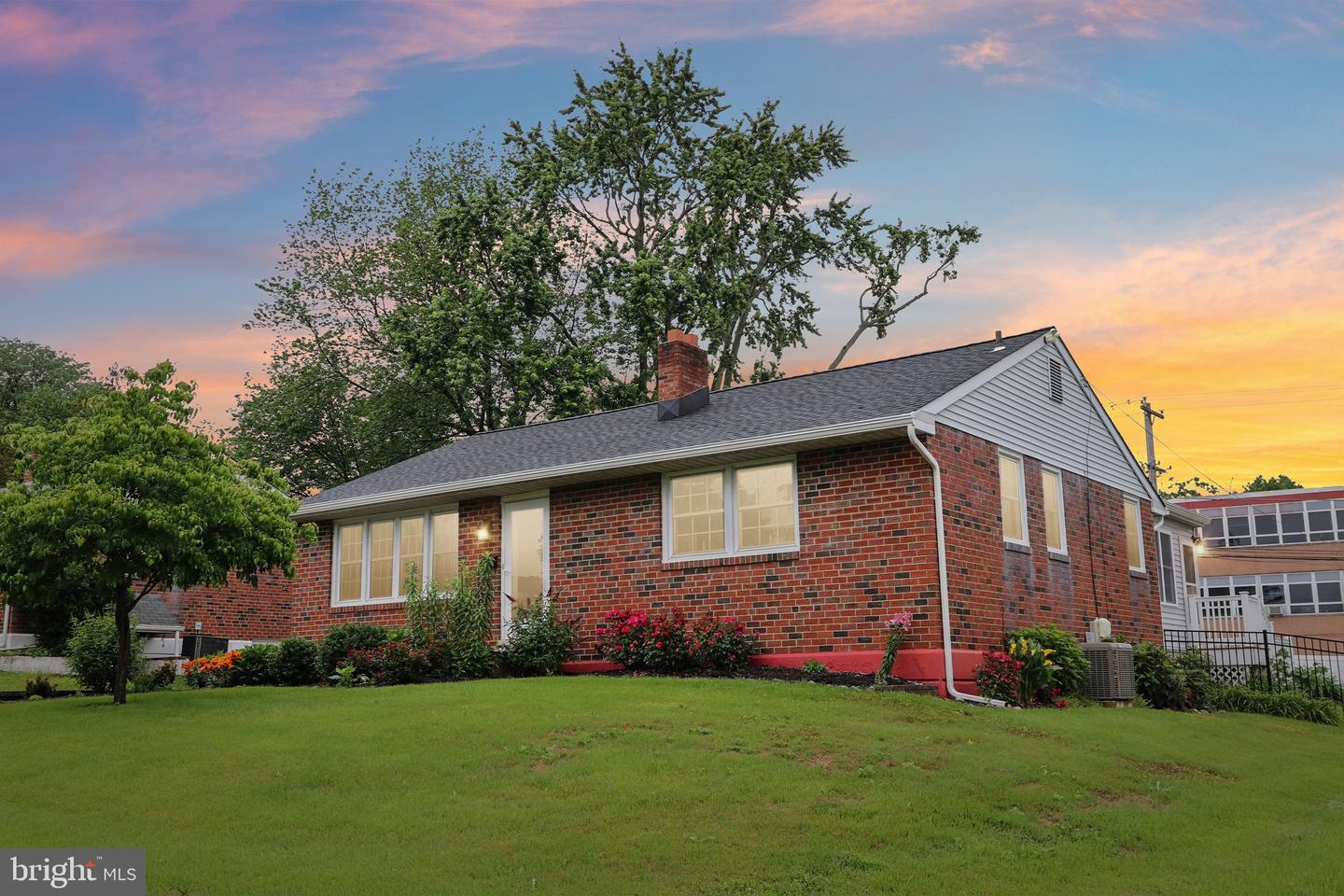 407 Pinecrest Road, Norristown