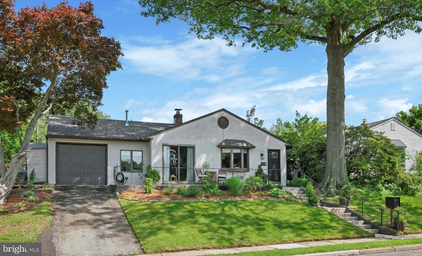 33 Wyndmoor Drive, Wyndmoor