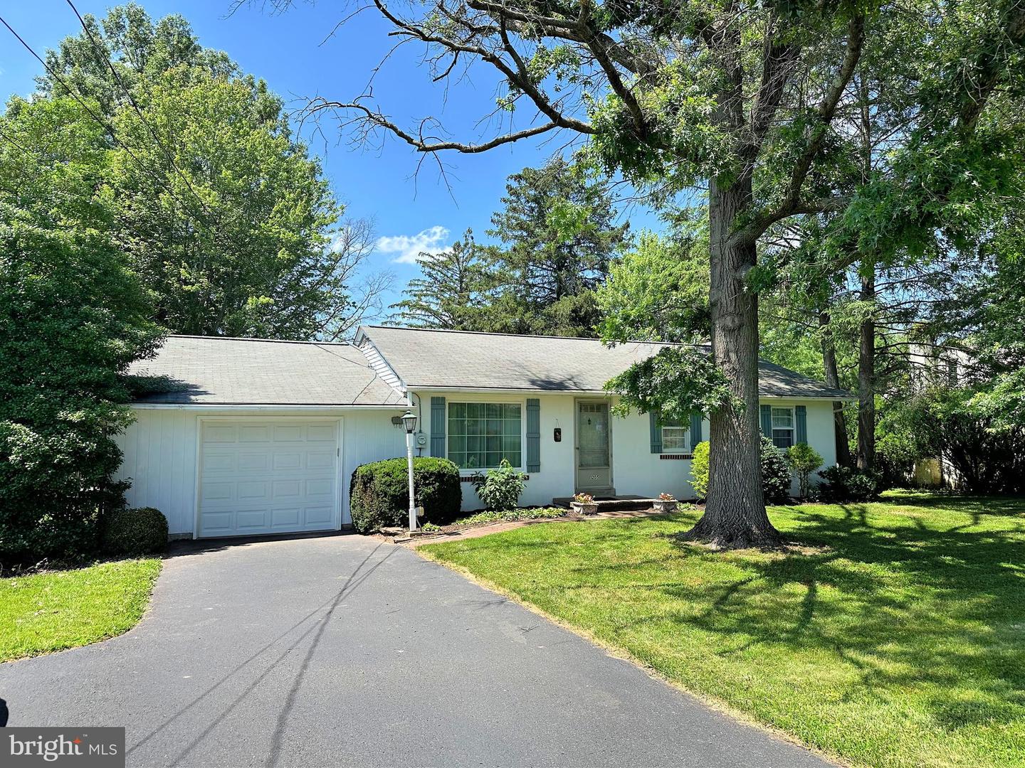 1205 Red Hill Road, Red Hill