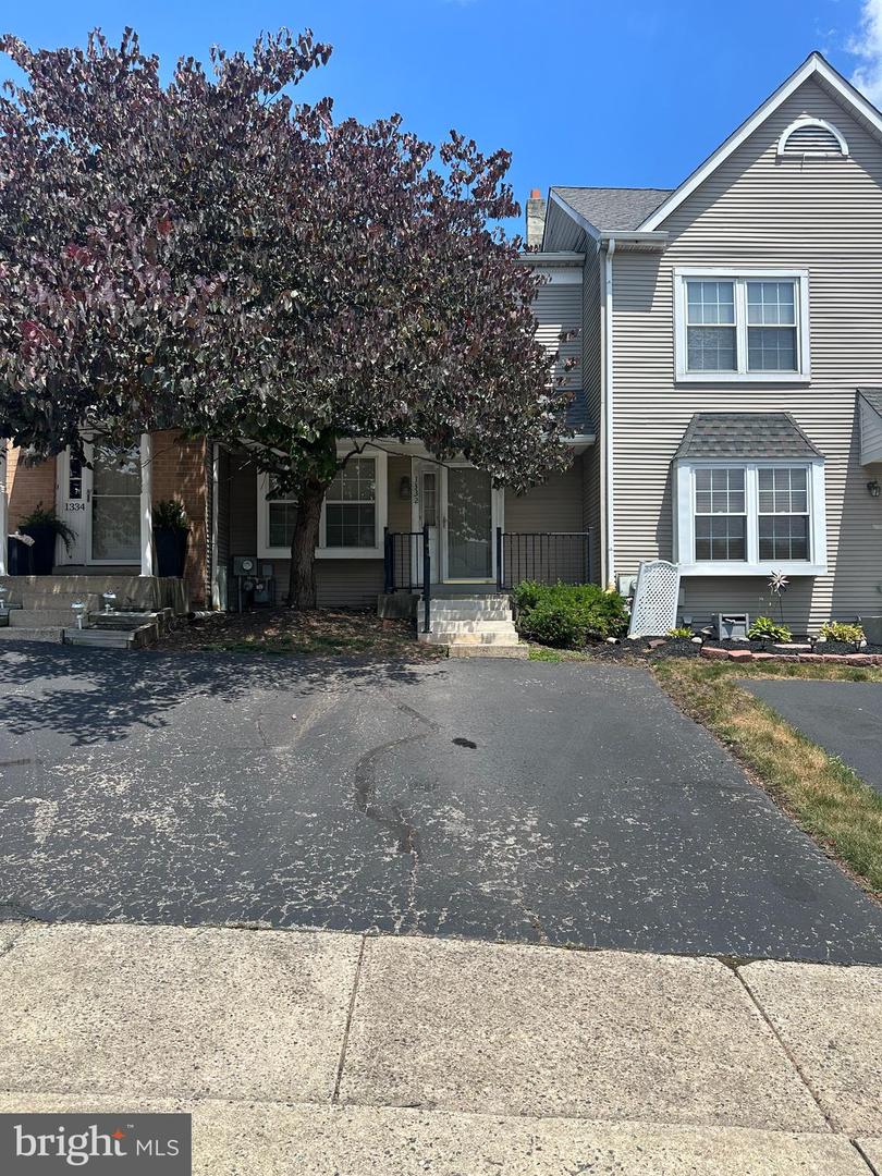 1332 Statesman, East Norriton